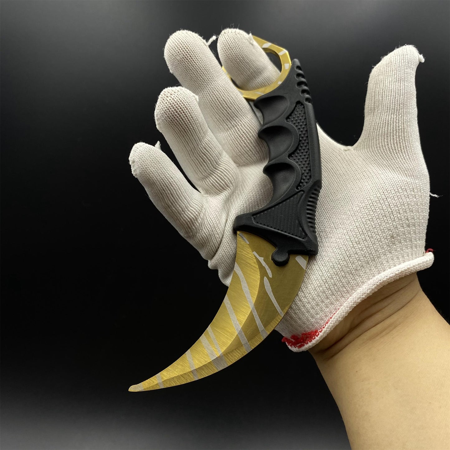 Game Karambit Tiger Tooth Skin Replica Dull Blade Trainer Knife For Collection
