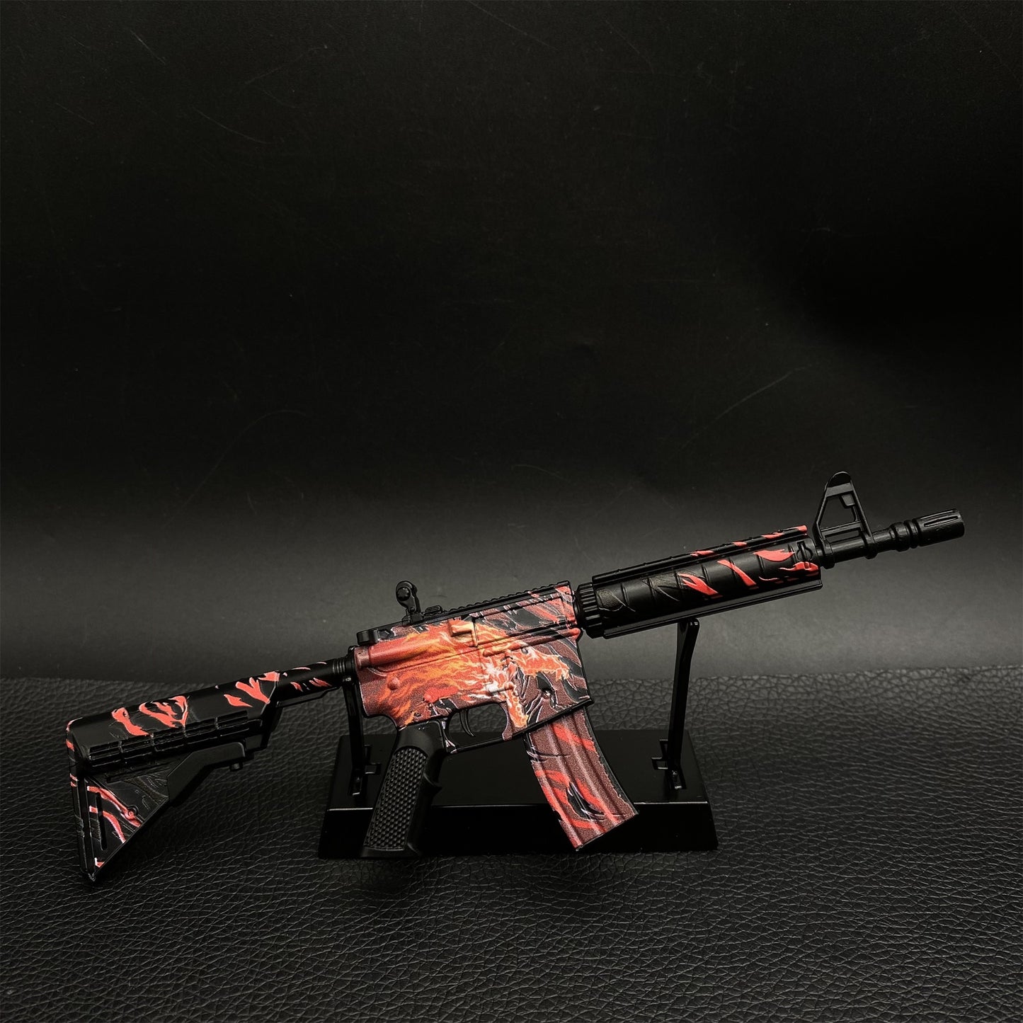 Most Popular Howl In Living Color Skin M4A4 Gun Miniature For Display