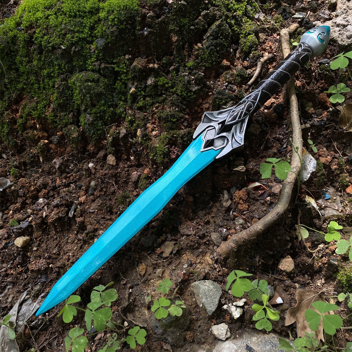 Chillrend Sword 1/2 Scale Metal Meplica Decoration