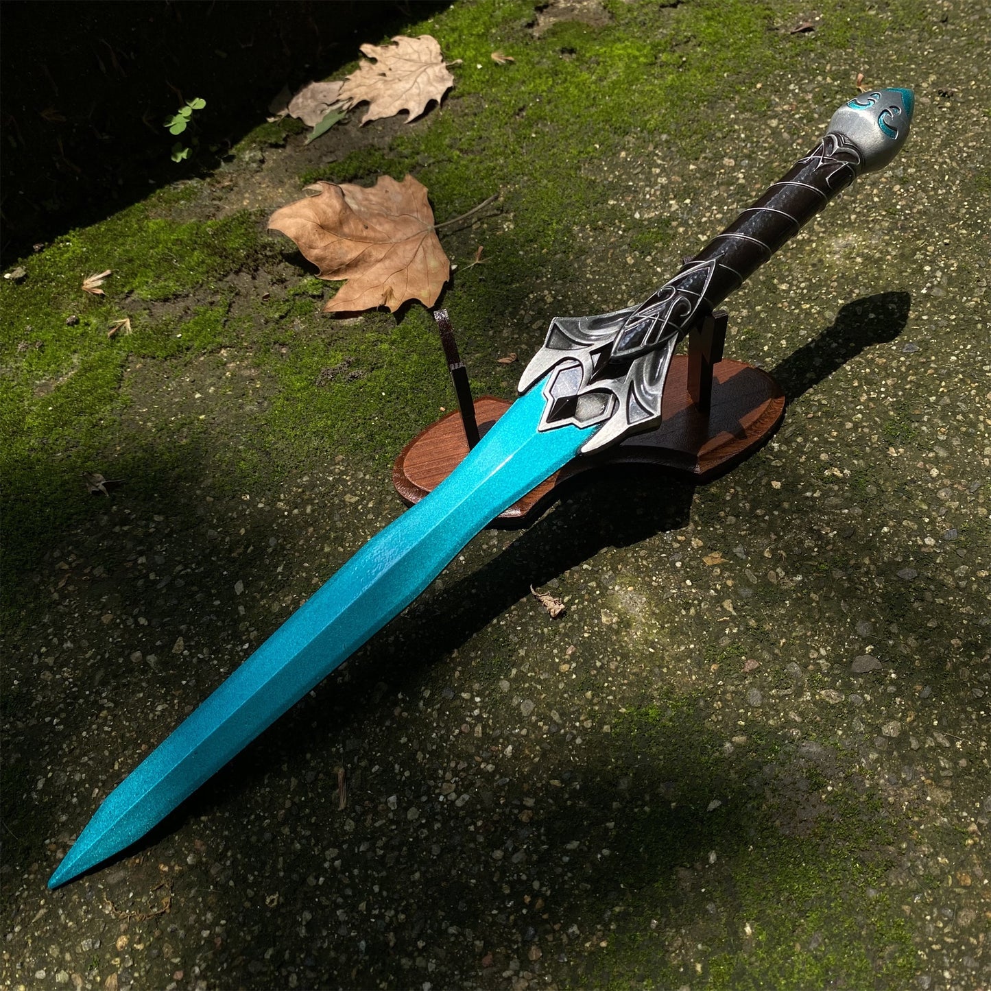 Chillrend Sword 1/2 Scale Metal Meplica Decoration