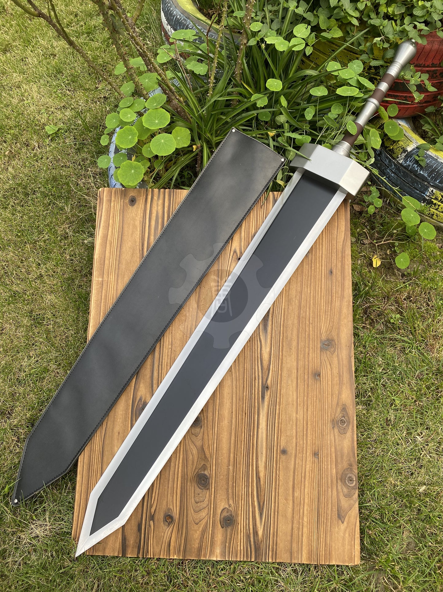 ER Game Classical Greatsword Life-Size Metal Replica