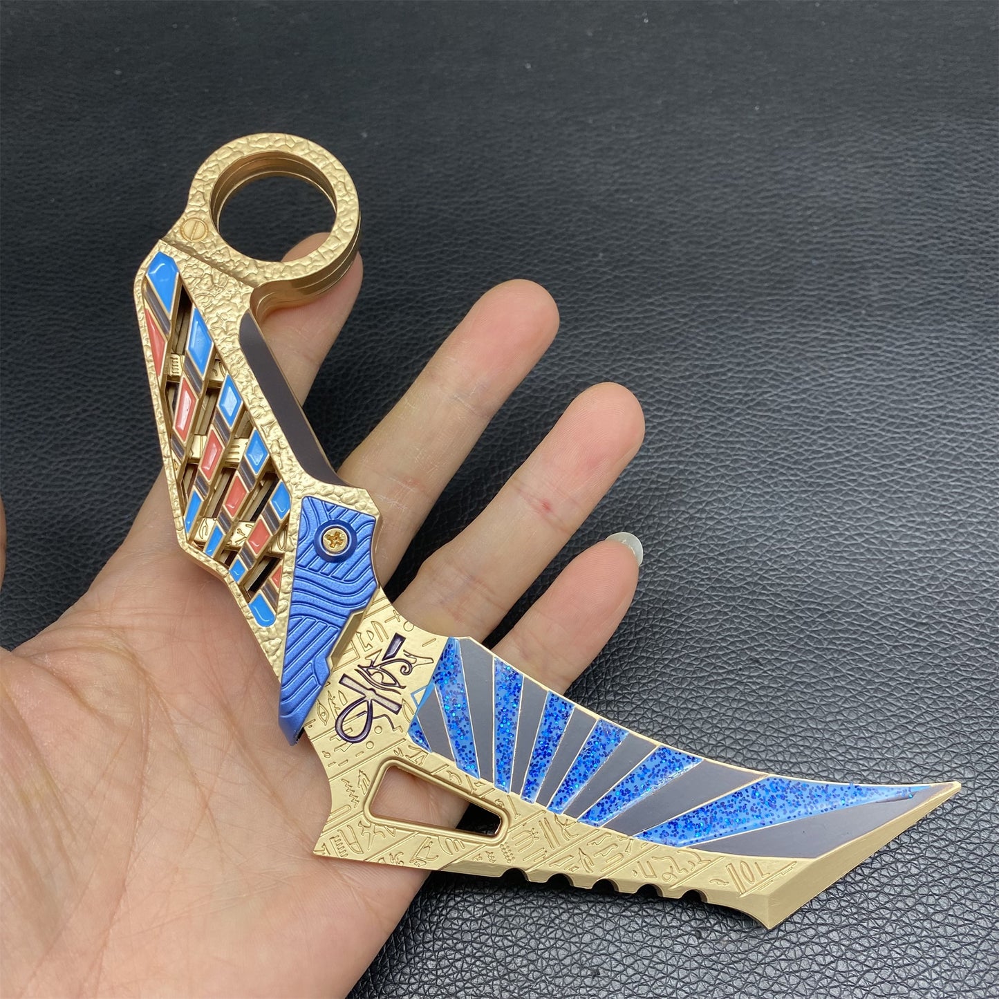 Metal Claws Of Vast Sky Real Life Replica