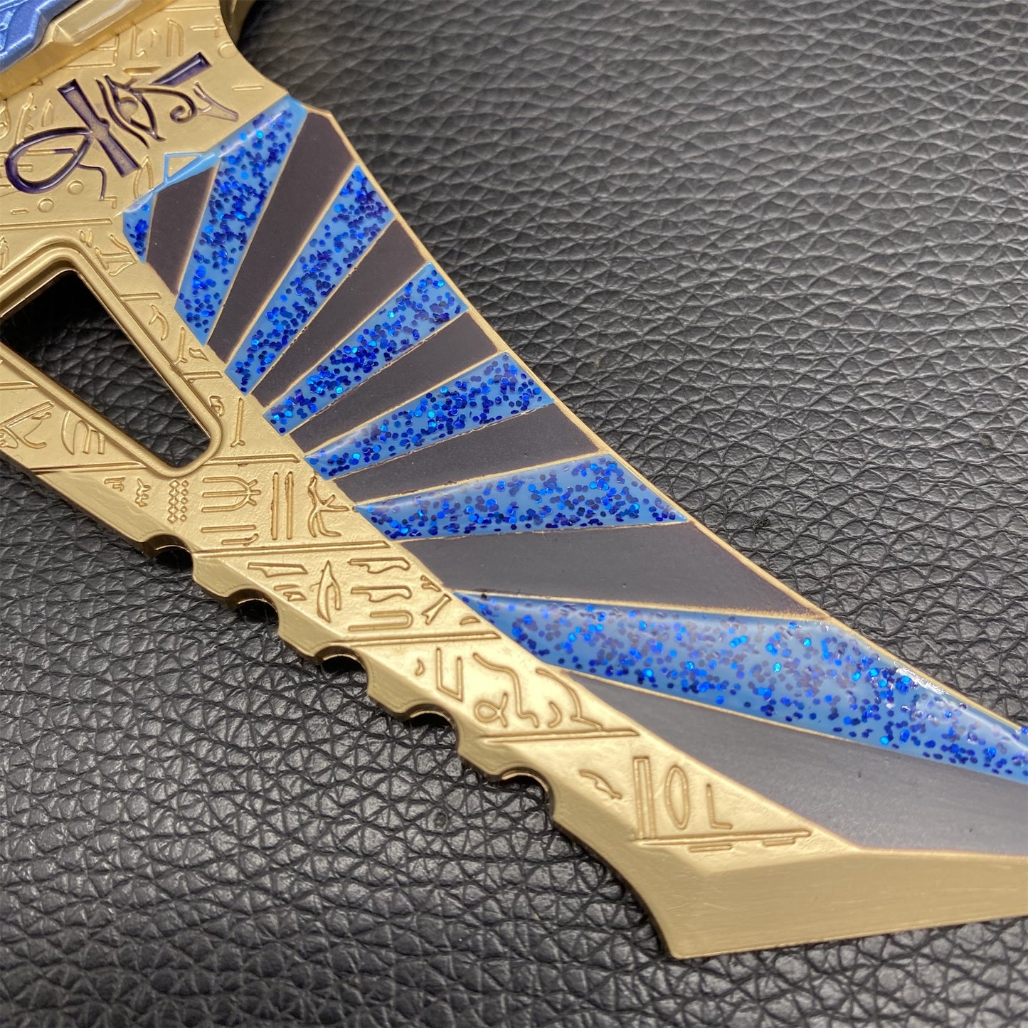 Metal Claws Of Vast Sky Real Life Replica