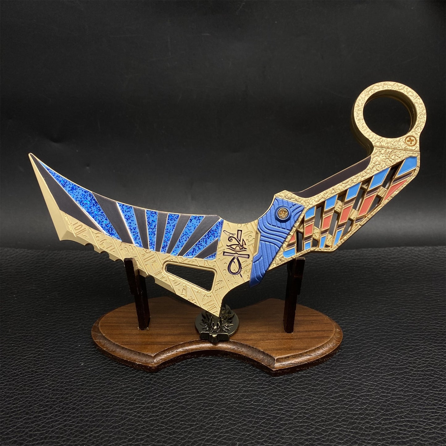 Metal Claws Of Vast Sky Real Life Replica