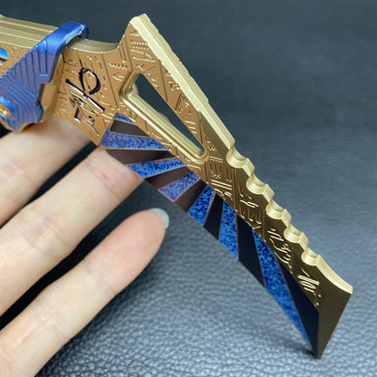 Metal Claws Of Vast Sky Real Life Replica