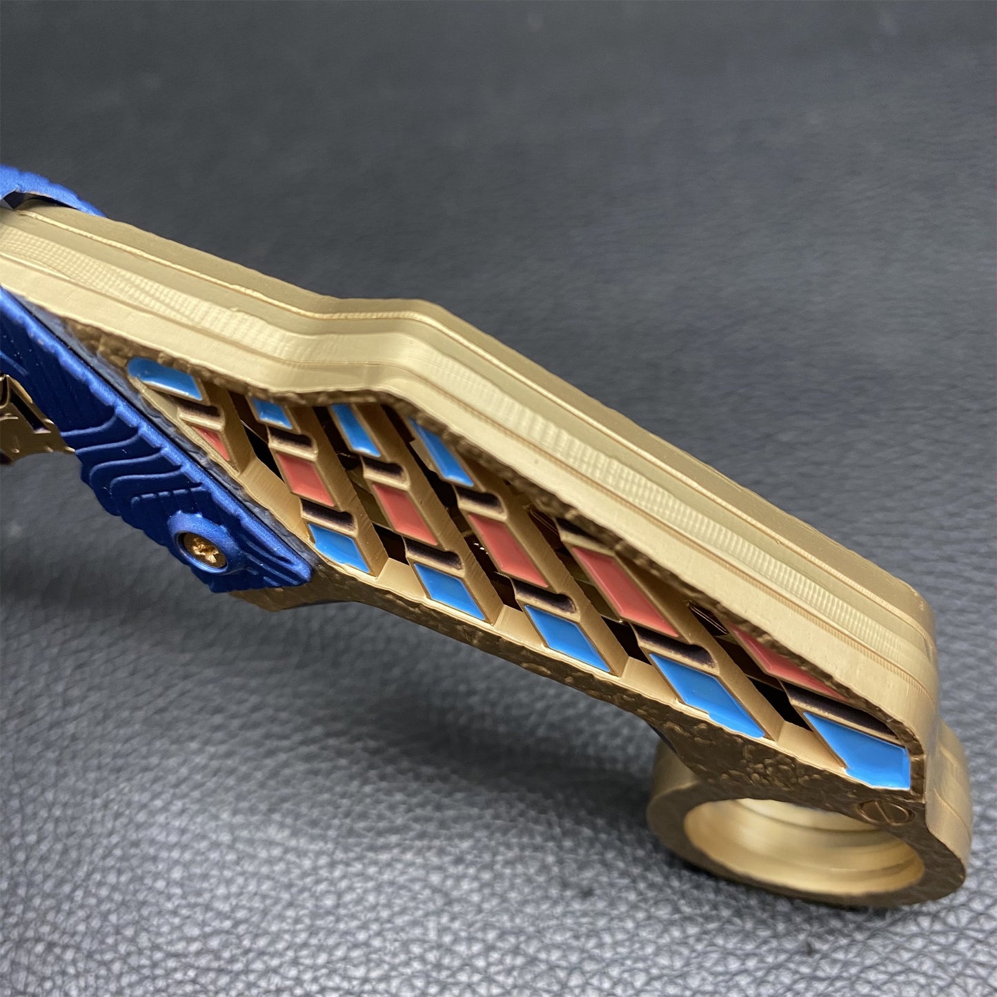 Metal Claws Of Vast Sky Real Life Replica