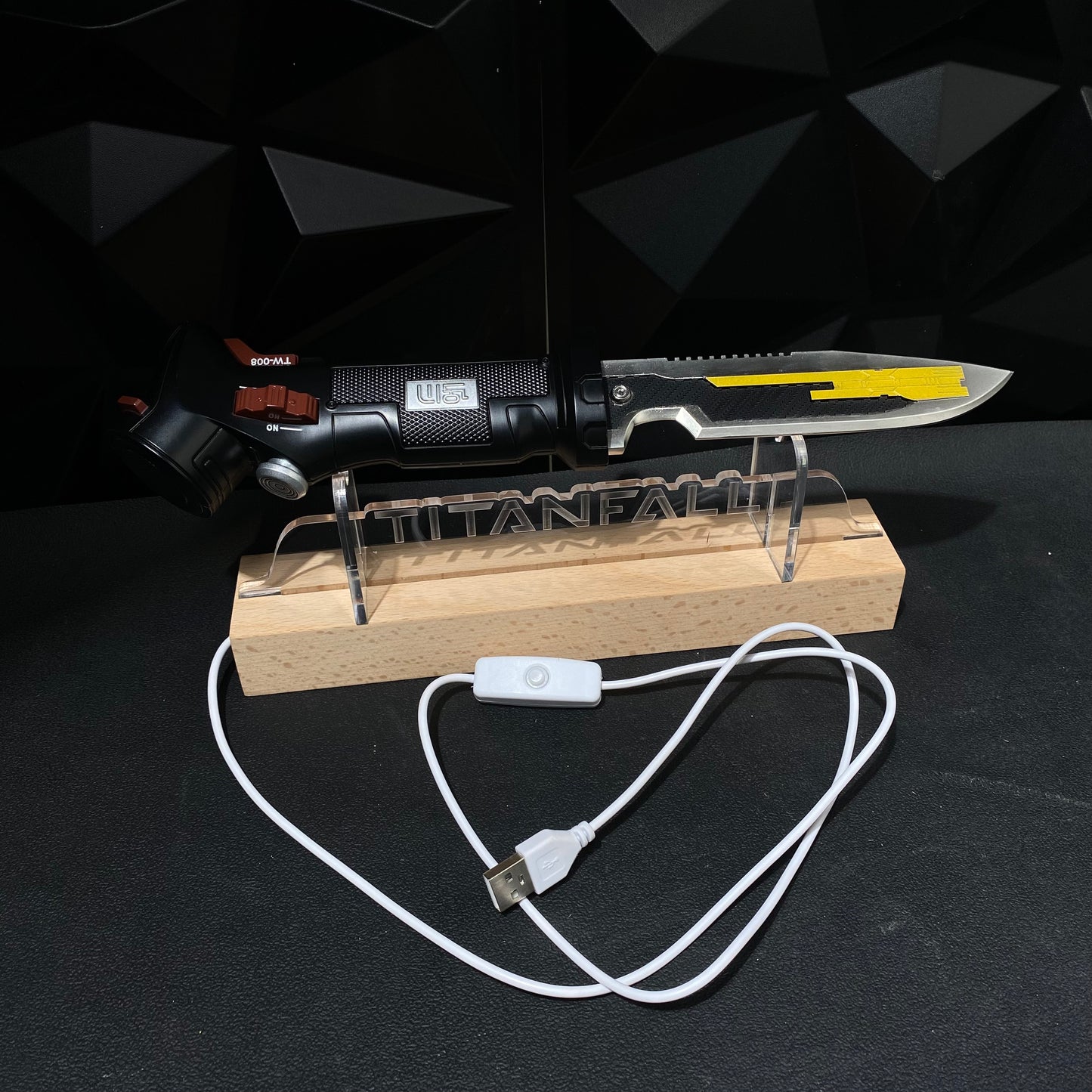 IRL TF2 Metal Data Knife Replica