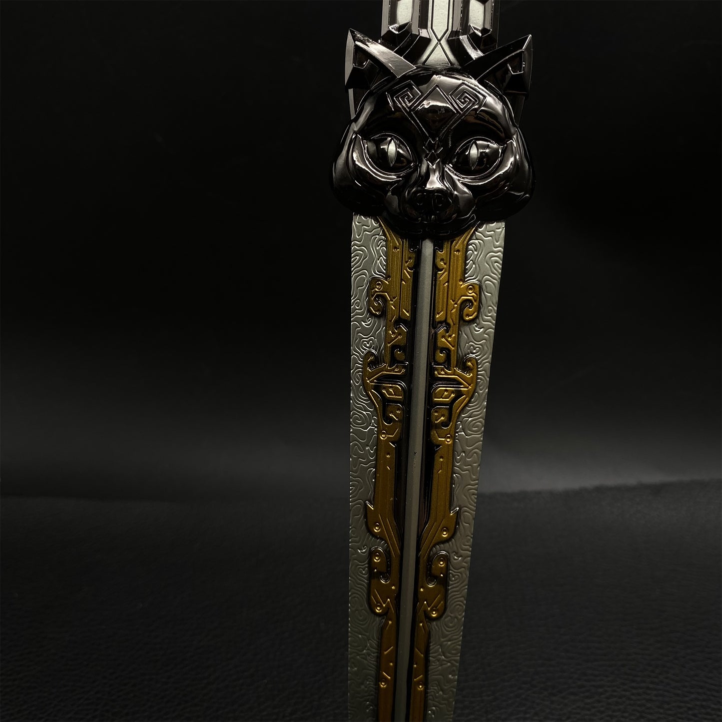 D-force Hackclaw Inky Reflections Throwing Knife Metal Replica
