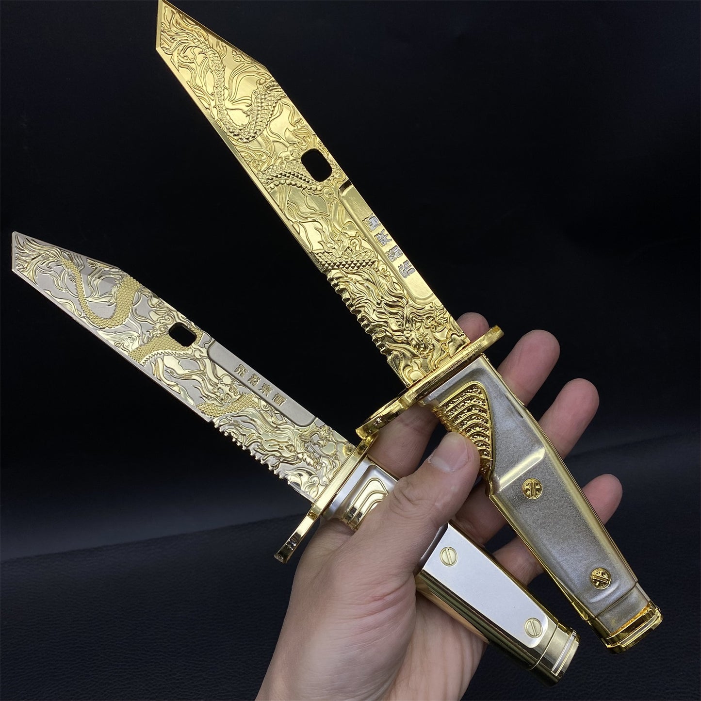 DF Dragon Tooth Blunt Blade Metal Replica 2 Options