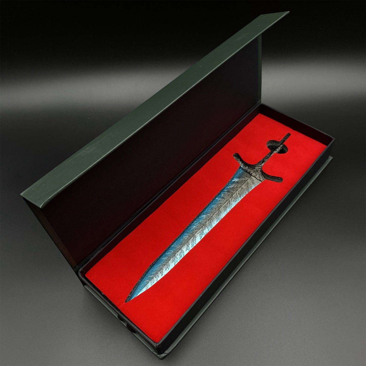 Soul Game Magic Sword Dark Moonlight Greatsword 30CM/11.8'' Metal Miniature