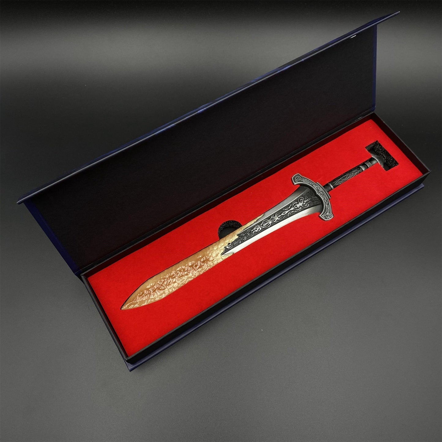 Classical Soul Game Swords Weapons Metal Miniature For Display