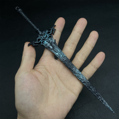FF Series Cloud Sword Sephiroth Katana Squall Gun Blade 11 In 1 Pack