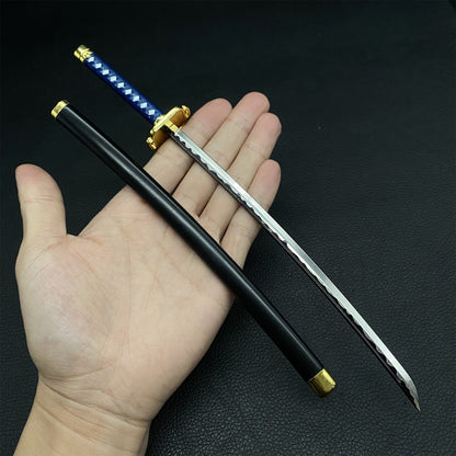 FF Series Cloud Sword Sephiroth Katana Squall Gun Blade 11 In 1 Pack