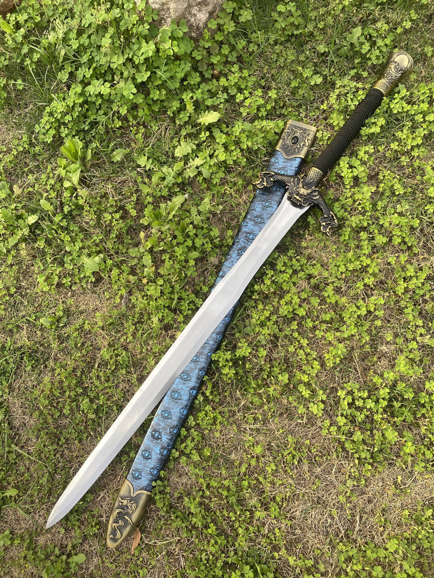 Chinese Style Life-size Flying Dragon Battleb Sword Replica