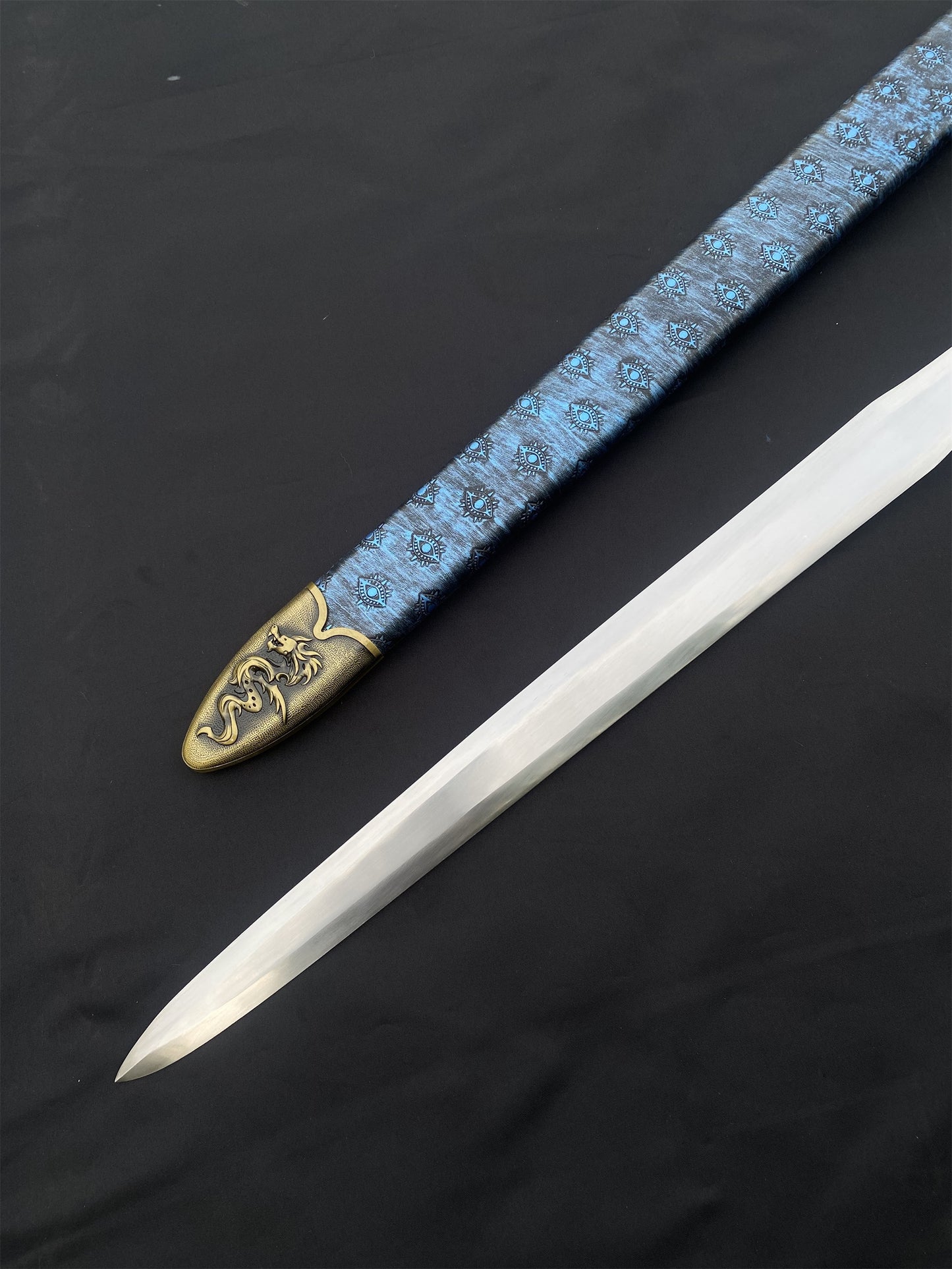 Chinese Style Life-size Flying Dragon Battleb Sword Replica