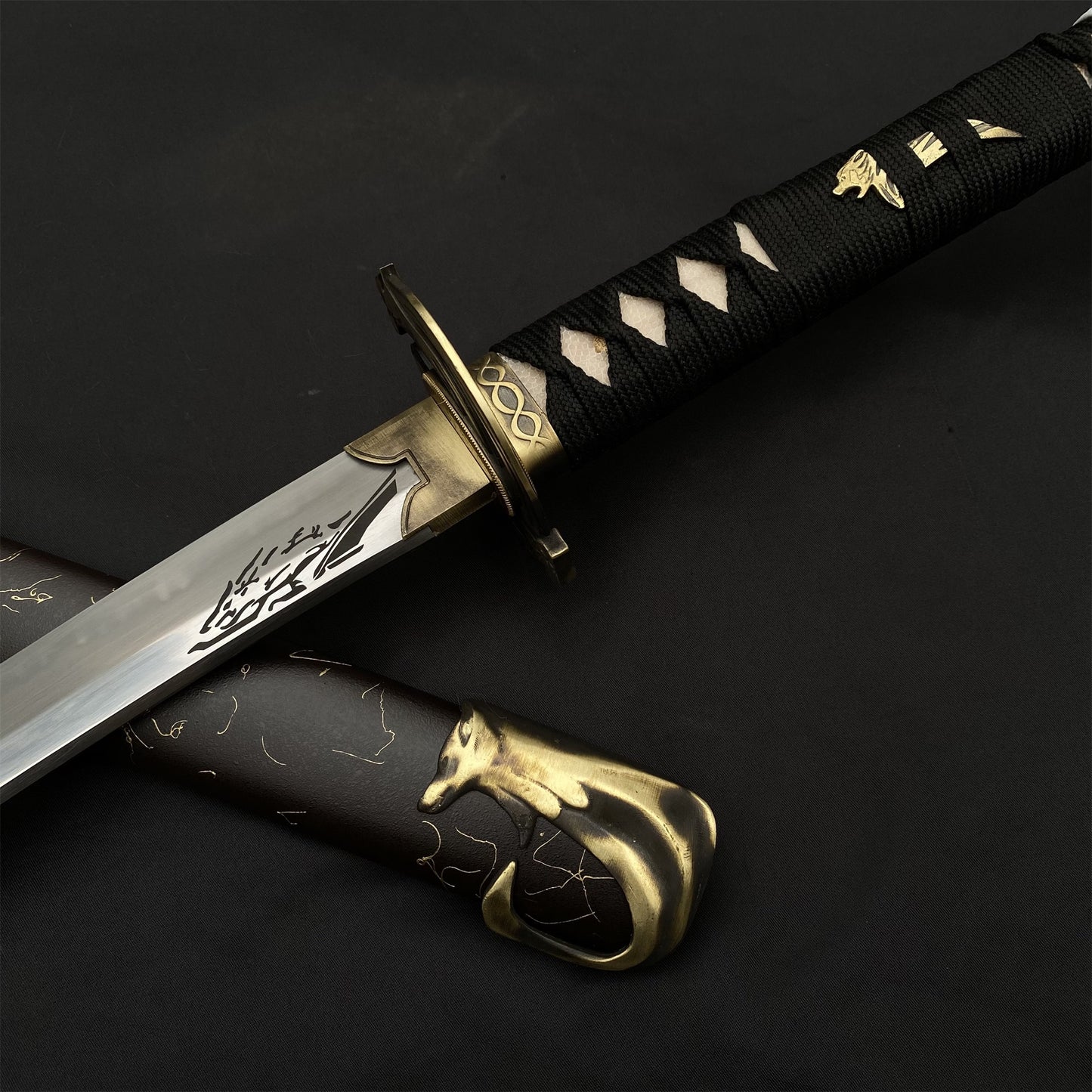 Atsu Wolf Blade Samurai Katana T10 Steel IRL Replica