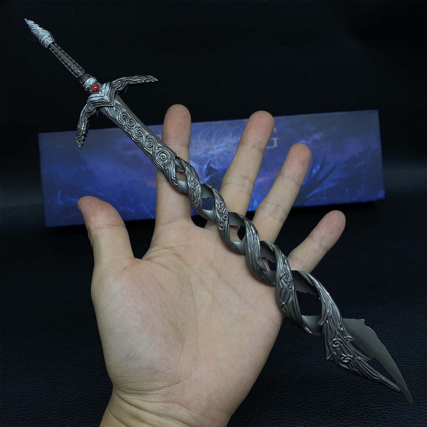 Godslayer's Greatsword Metal Miniature