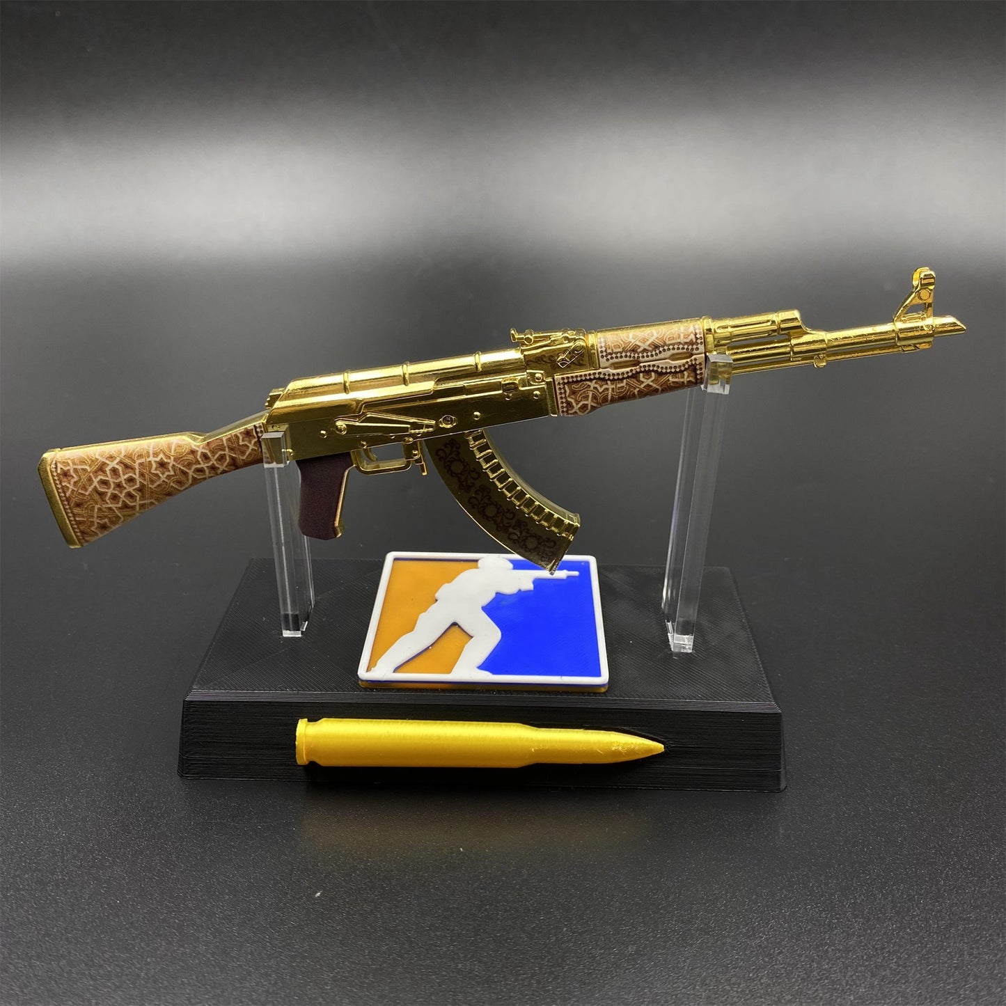 Mini AK-47 Gold Arabesque Metal Model CS2 Game Skin Collectible