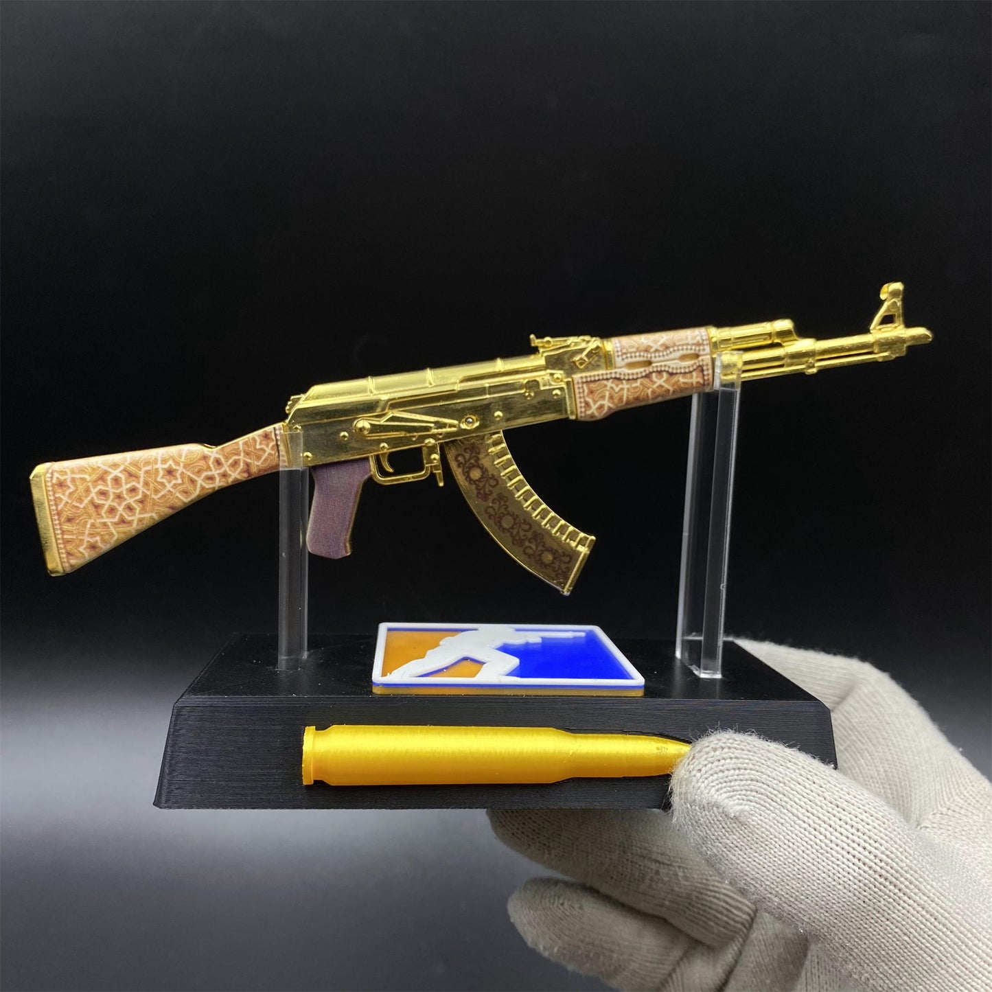 Mini AK-47 Gold Arabesque Metal Model CS2 Game Skin Collectible