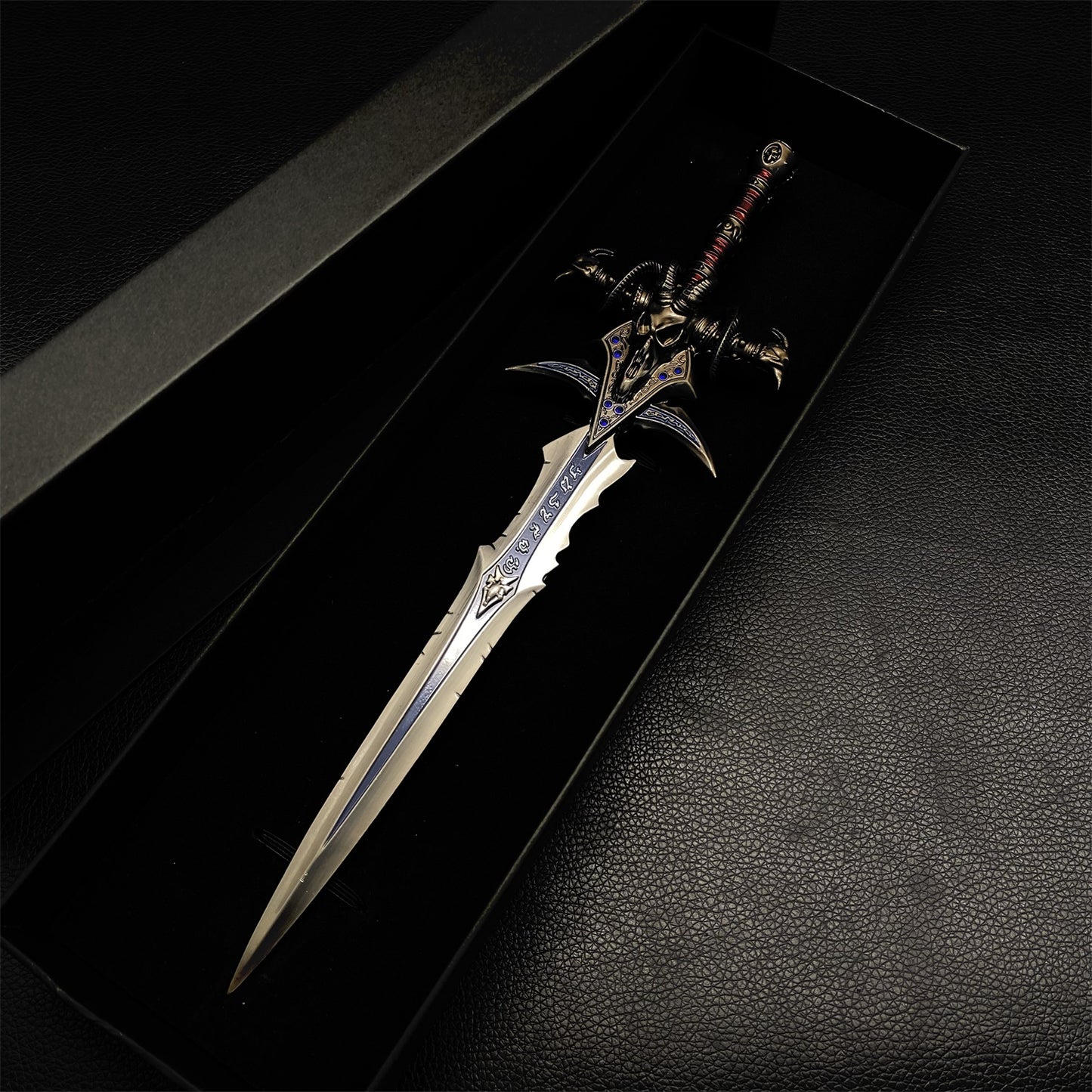 Hot Game Mini Greatsword Metal Miniature 22 Options