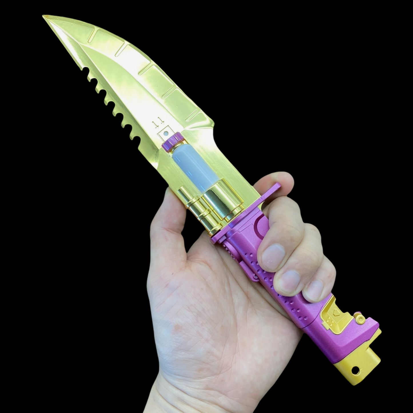 Headhunter Life Size Metal Replica