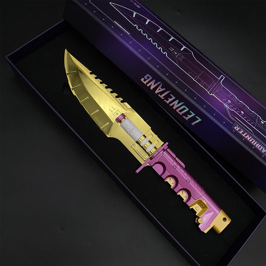 Headhunter Life Size Metal Replica