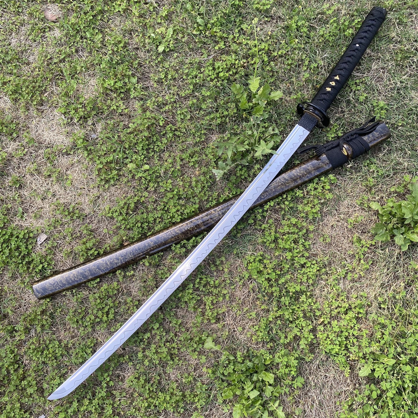 Japanese Traditional Katana Mitsudomoe Kamon Carbon Steel Blade