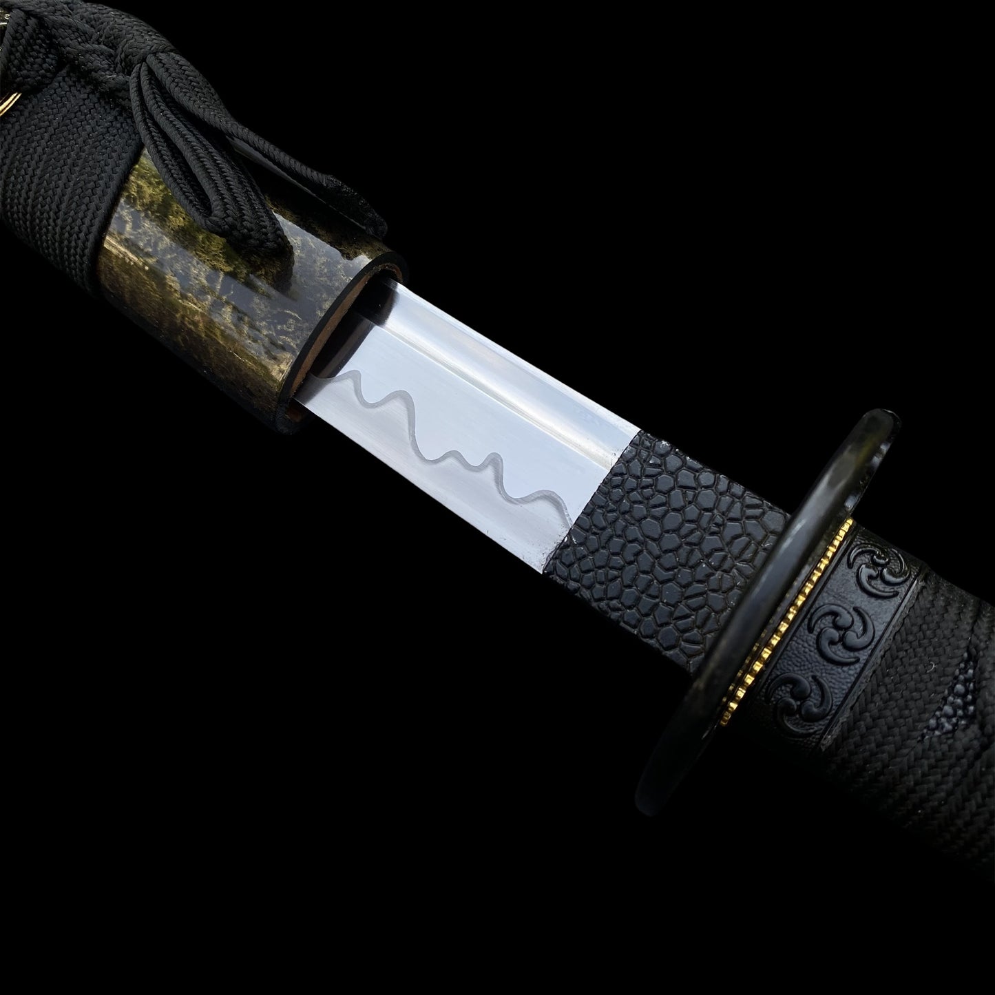 Japanese Traditional Katana Mitsudomoe Kamon Carbon Steel Blade