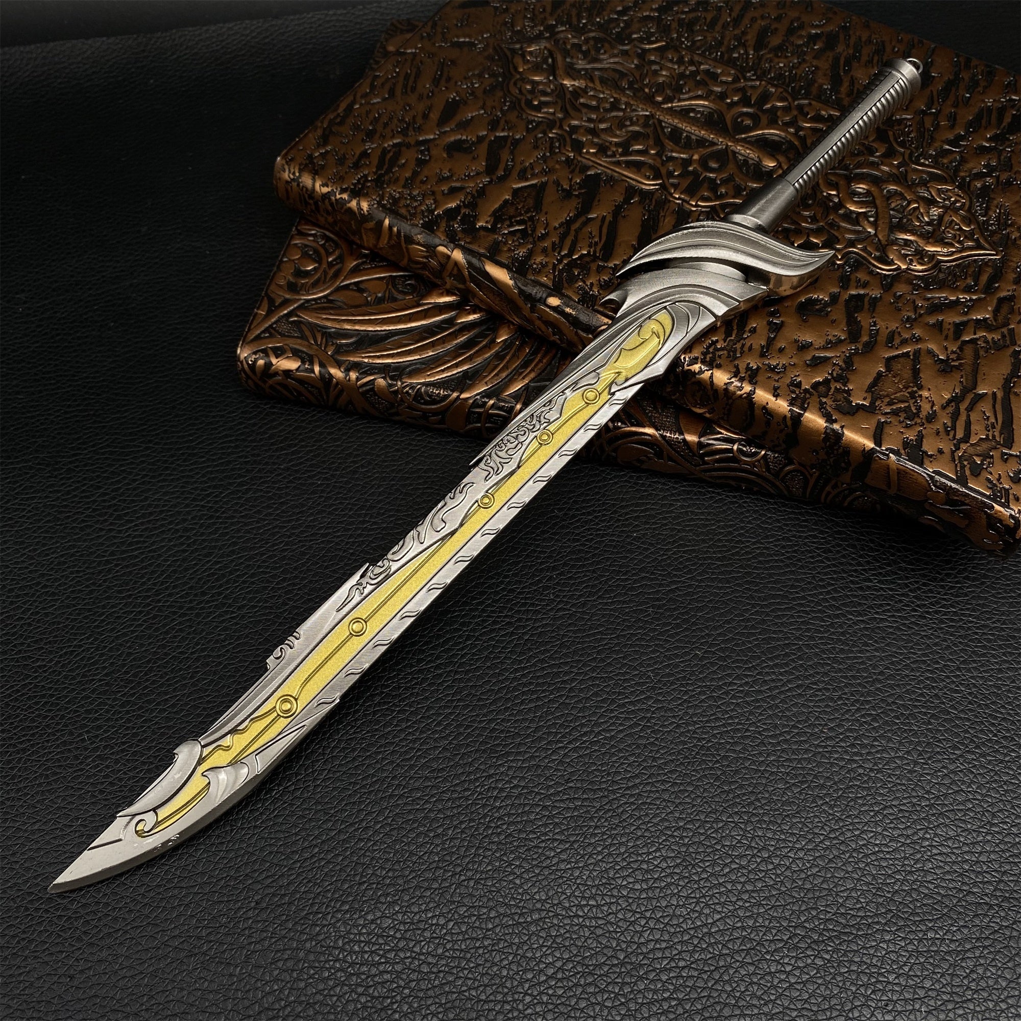 Metal Dark Pattern Startling Hung Knife Replica Display Collection ...