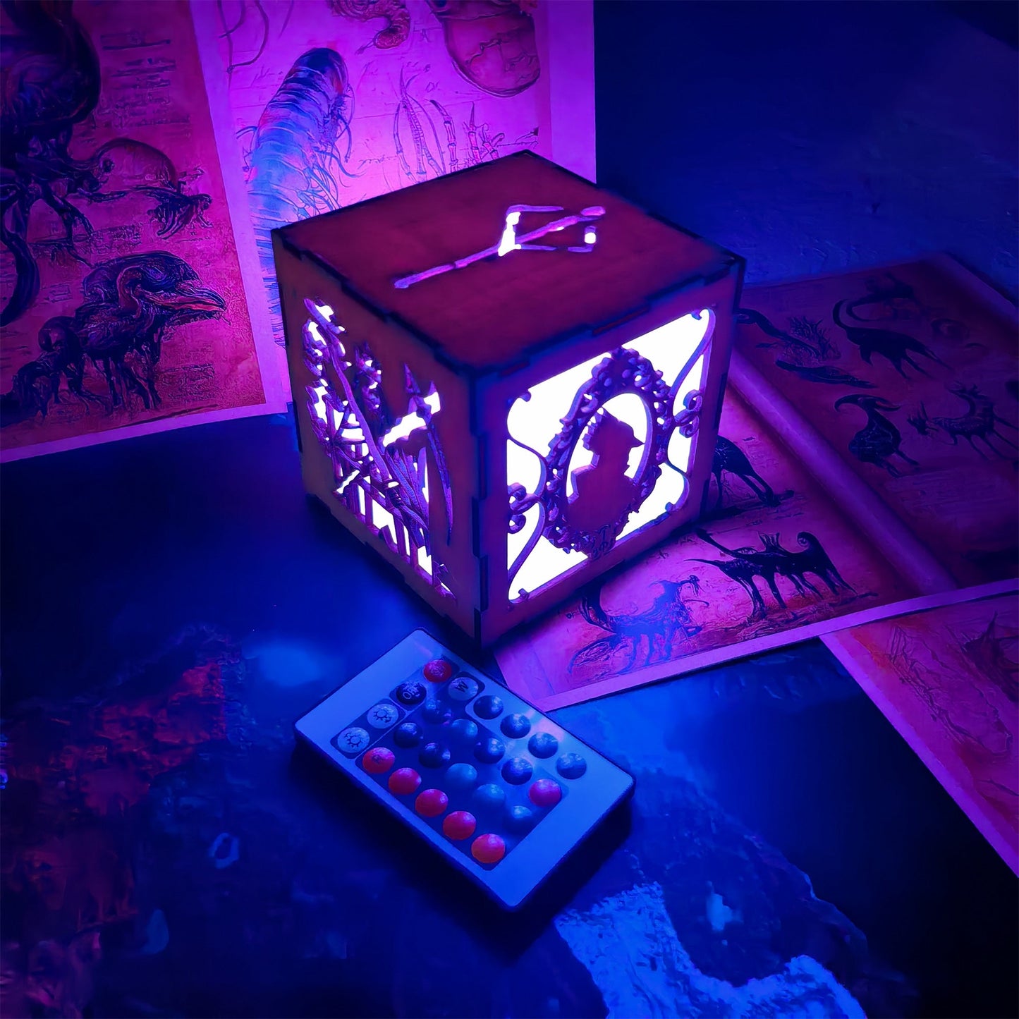 Hunter And Doll Cameos Night Light Room Decor