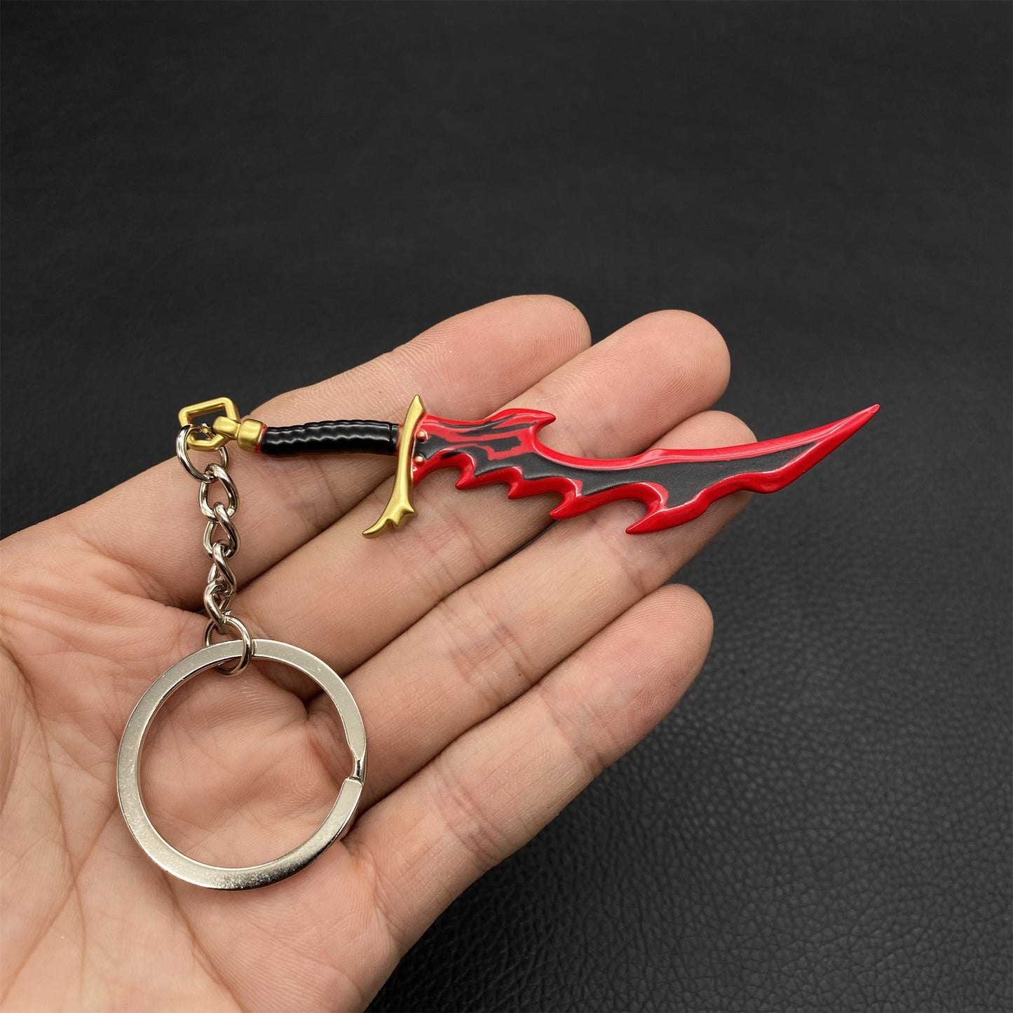 Mini Mini Kasaka's Venom Fang And Knight Killer Dagger Tiny Keychian