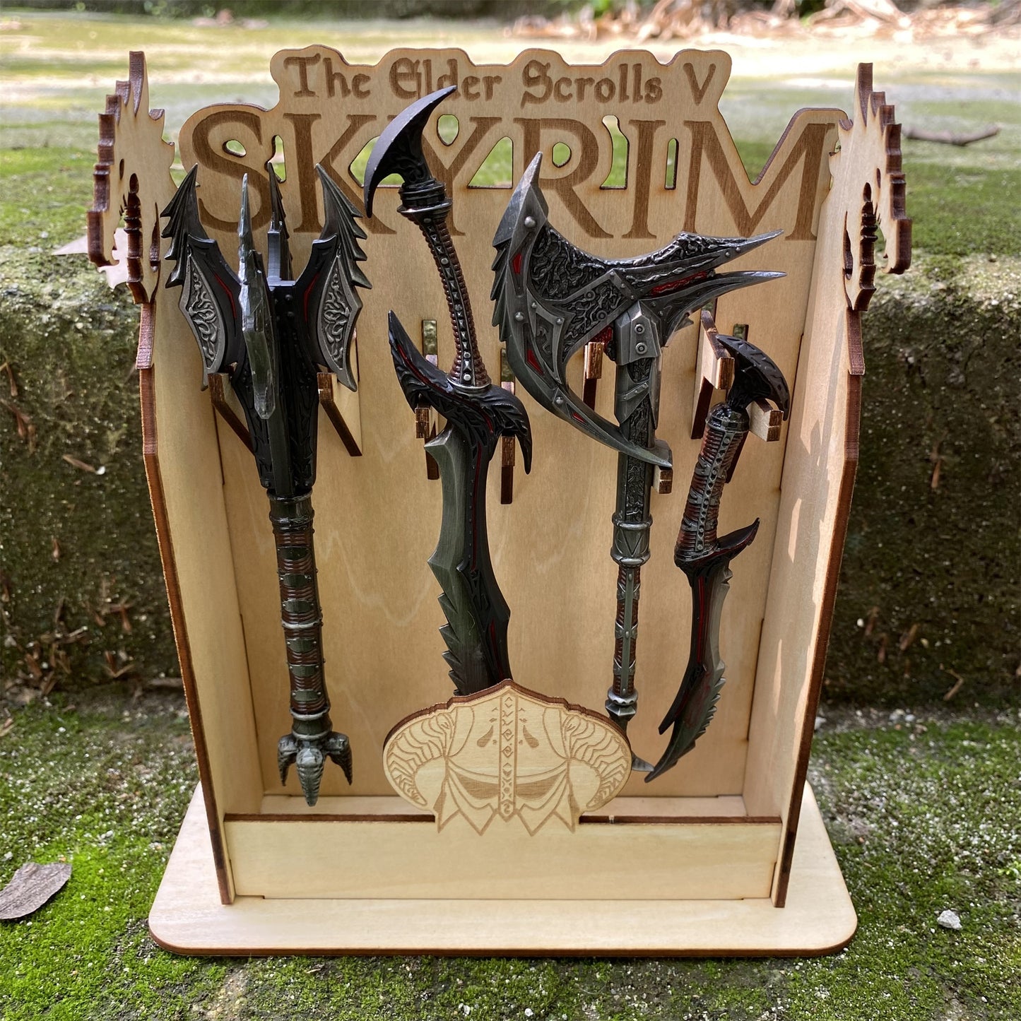 Skyrim One-Hand Daedric Weapons With 3D Wooden Stand