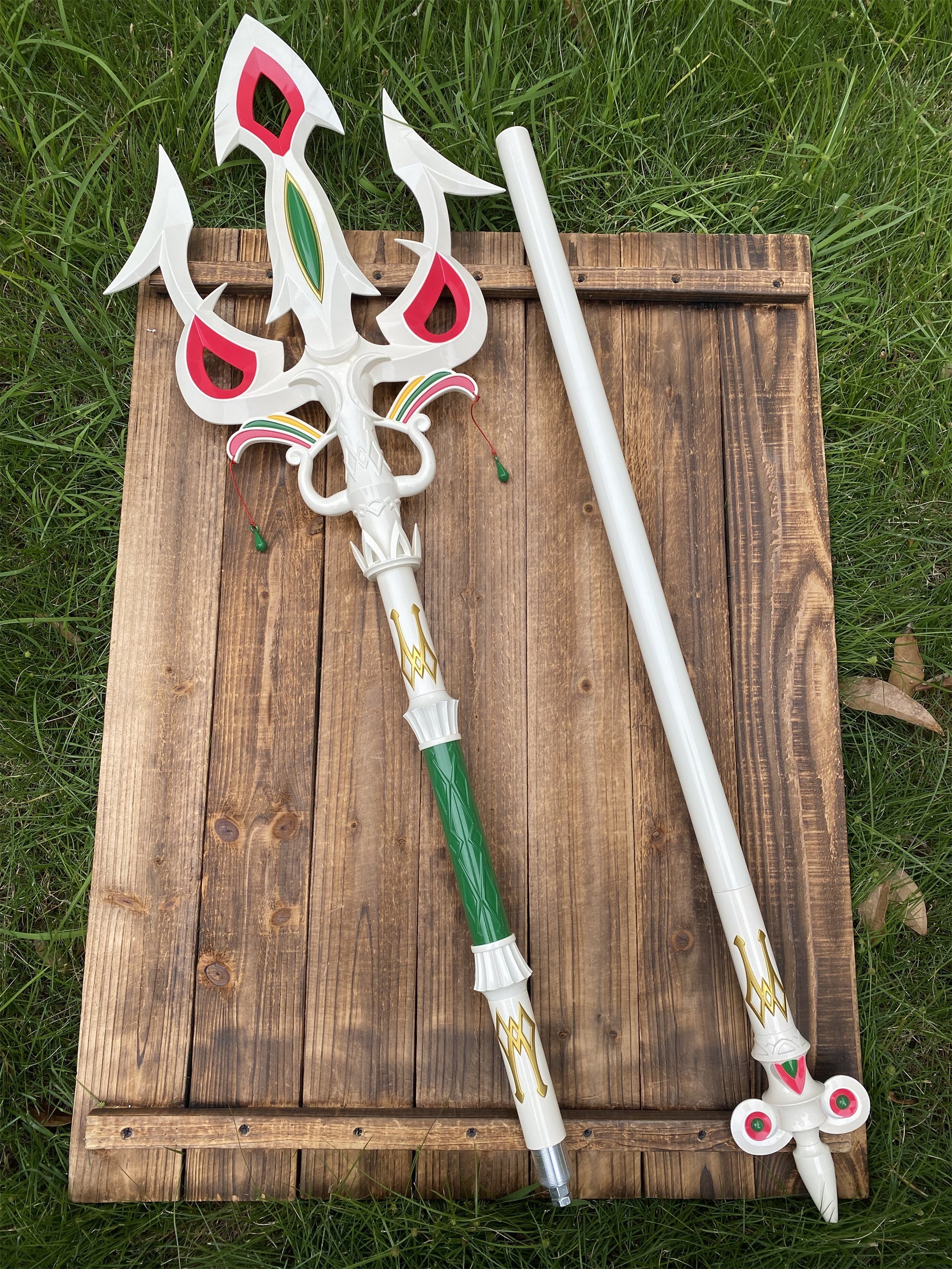 Metal Lightscale Trident Replica Life-size Cosplay Prop 73