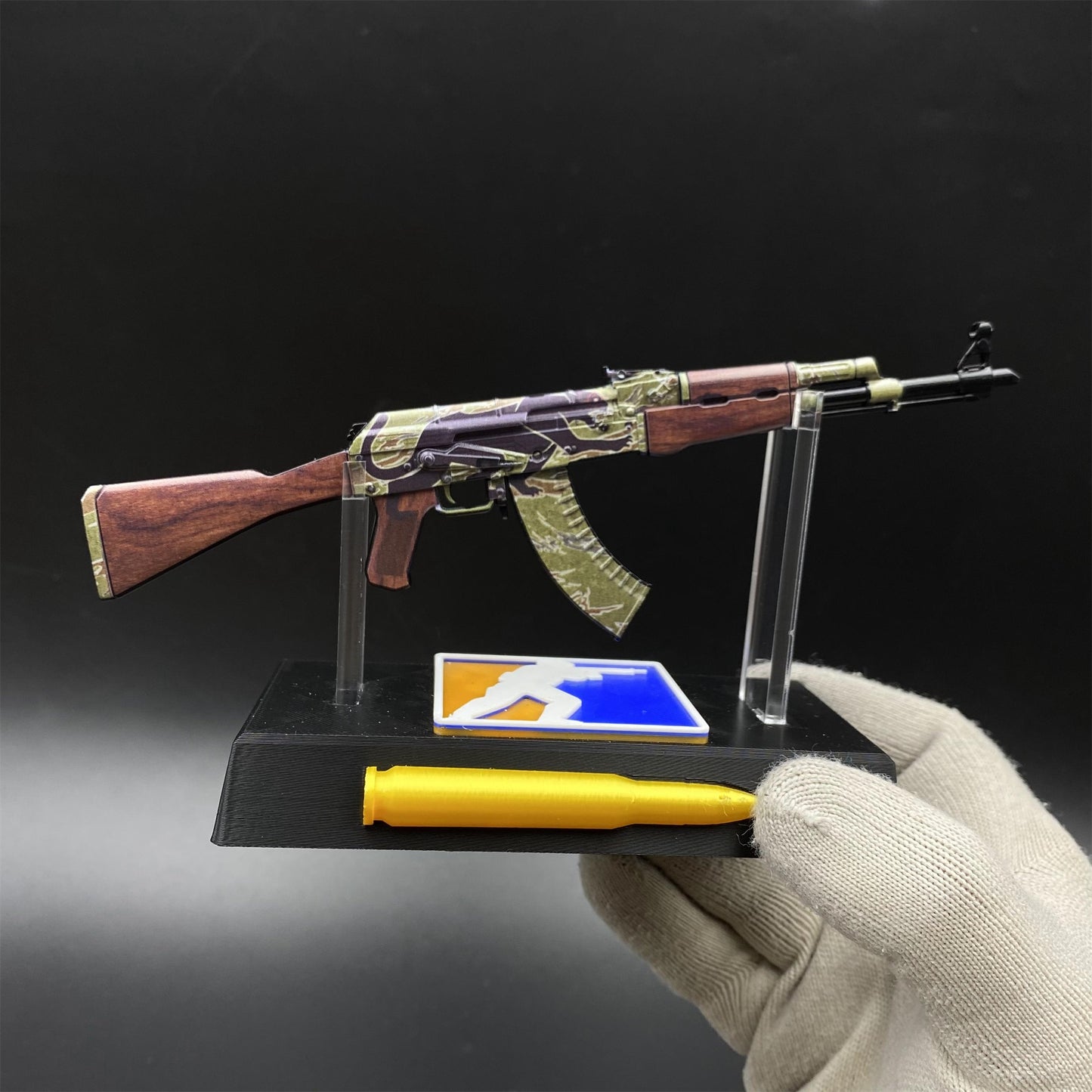 Mini AK-47 Jaguar Metal Model CS2 Game Collectible