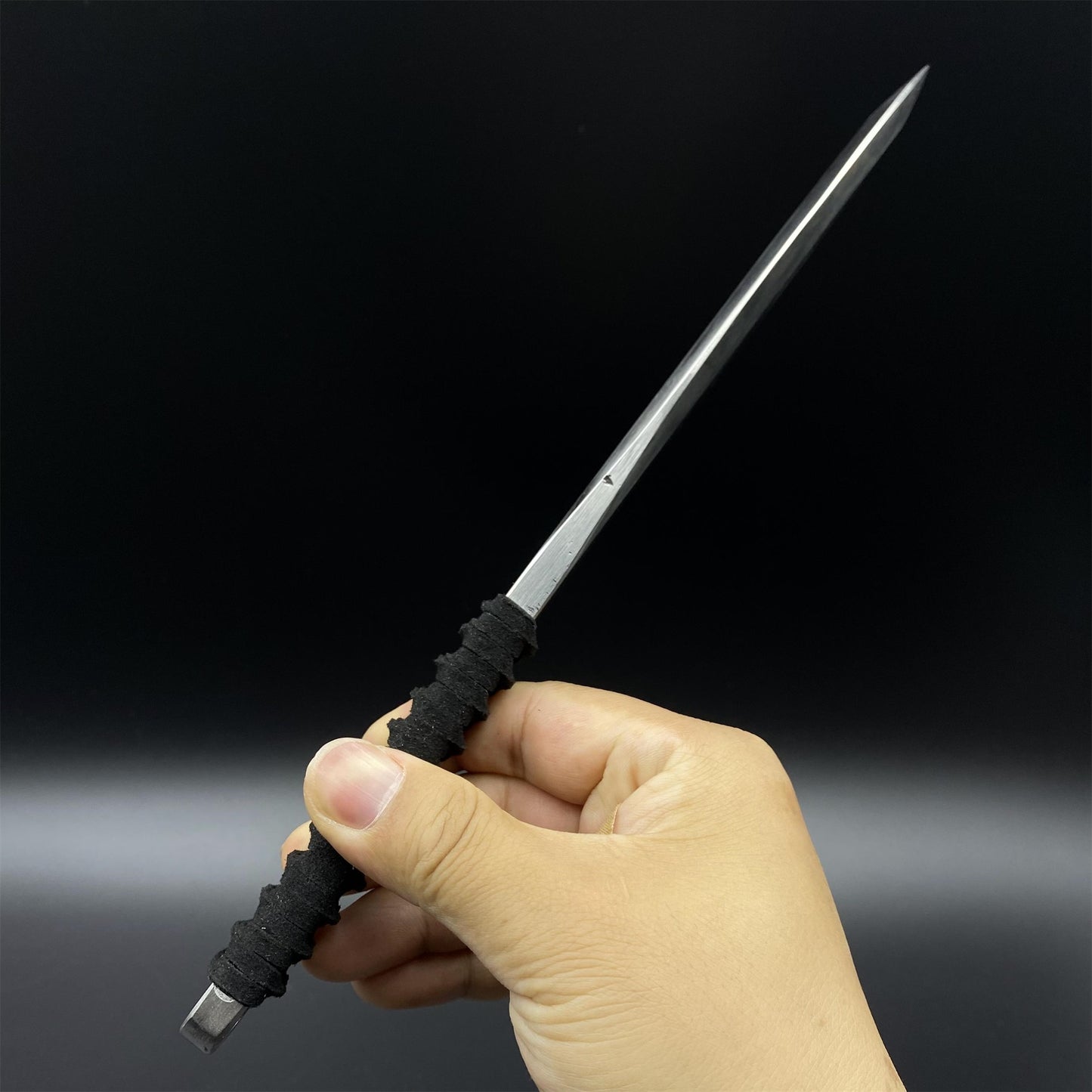 Hand-Forged Prime Steel Japanese Traditional Ninja Kunai
