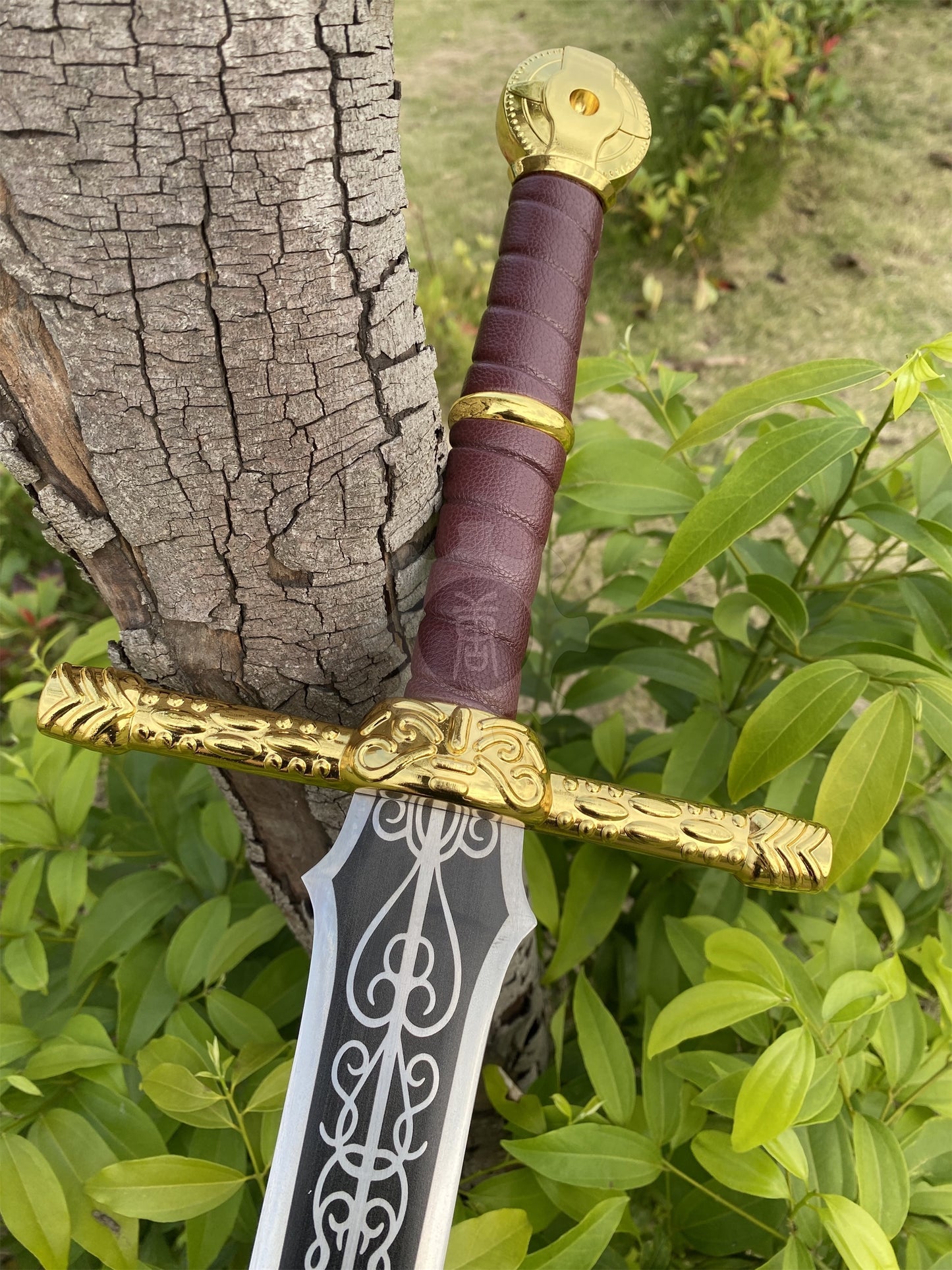Lordsworn's Straight Sword Life-Size Metal Replica
