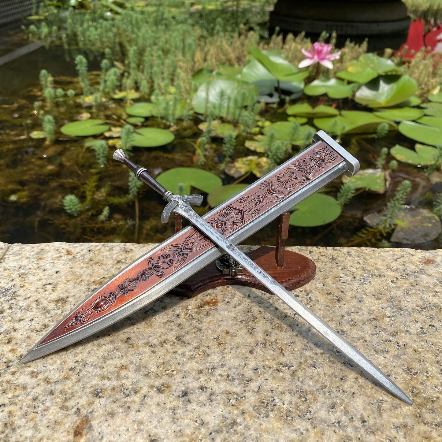 Metal 1/6 Ludwig's Holy Sword Miniature-Dull Blade Collectibles