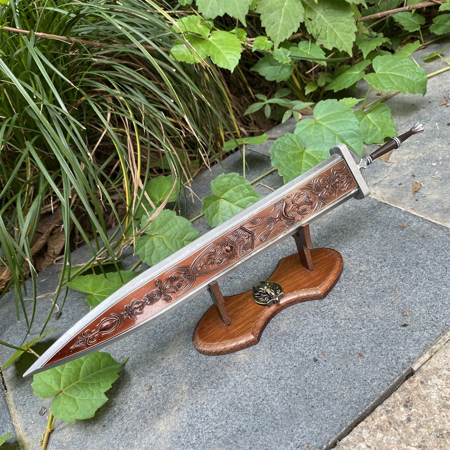 1/6 Ludwig's Holy Blade Replica Metal Miniature