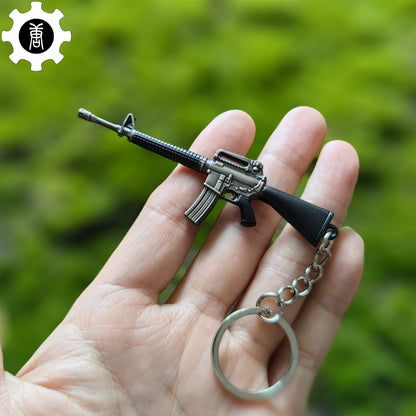 21 in 1 World Famous Assault Rifle Gun Keychain Metal Pendant For Military Hobby