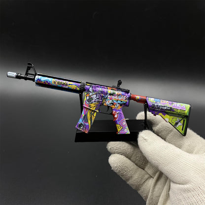 Metal Tiny CS M4A4 In Living Color Gun Miniature For Collection