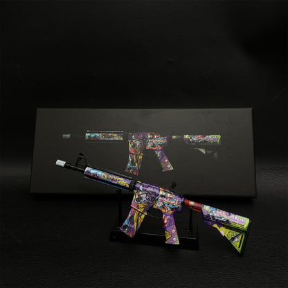 Most Popular Howl In Living Color Skin M4A4 Gun Miniature For Display