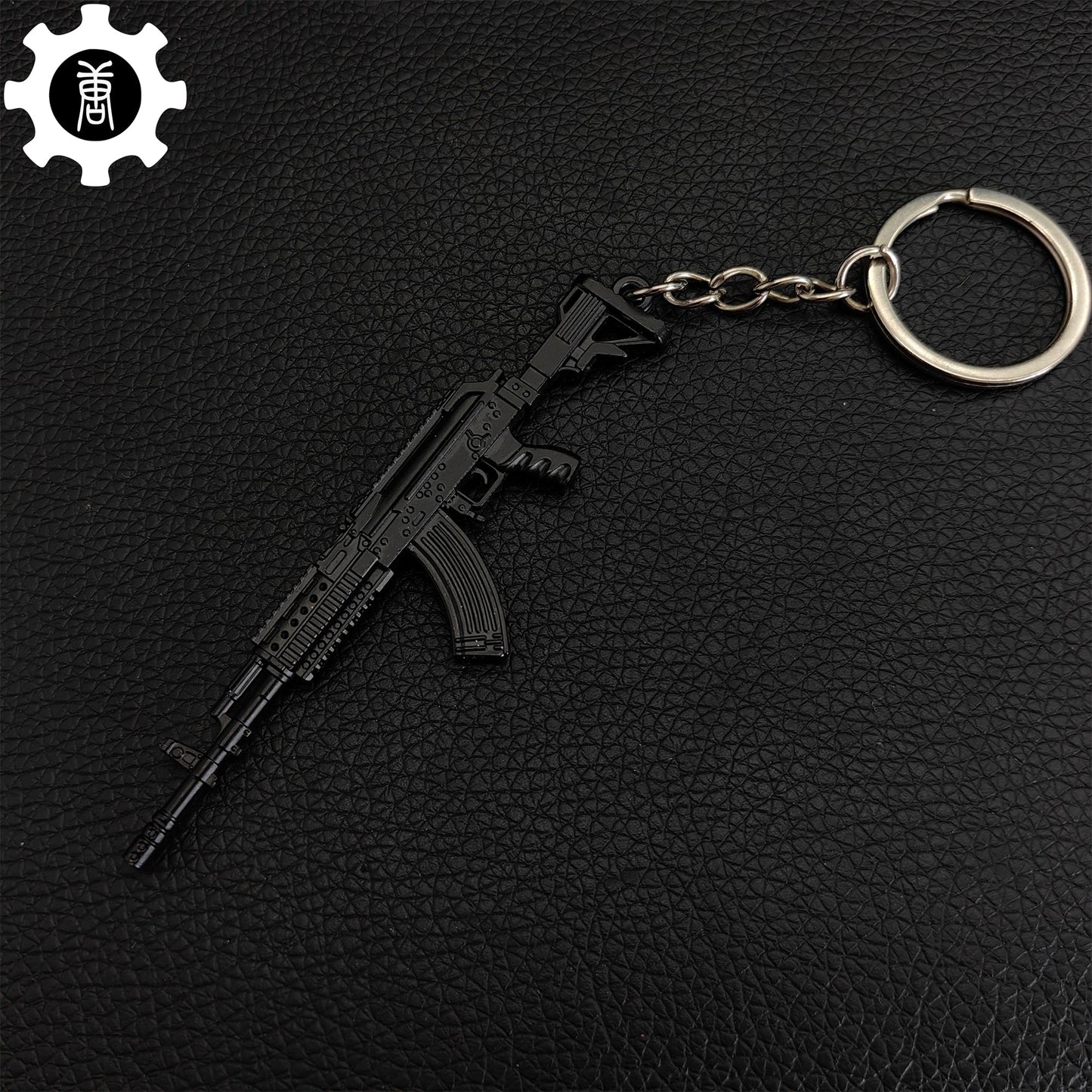 21 in 1 World Famous Assault Rifle Gun Keychain Metal Pendant For Military Hobby