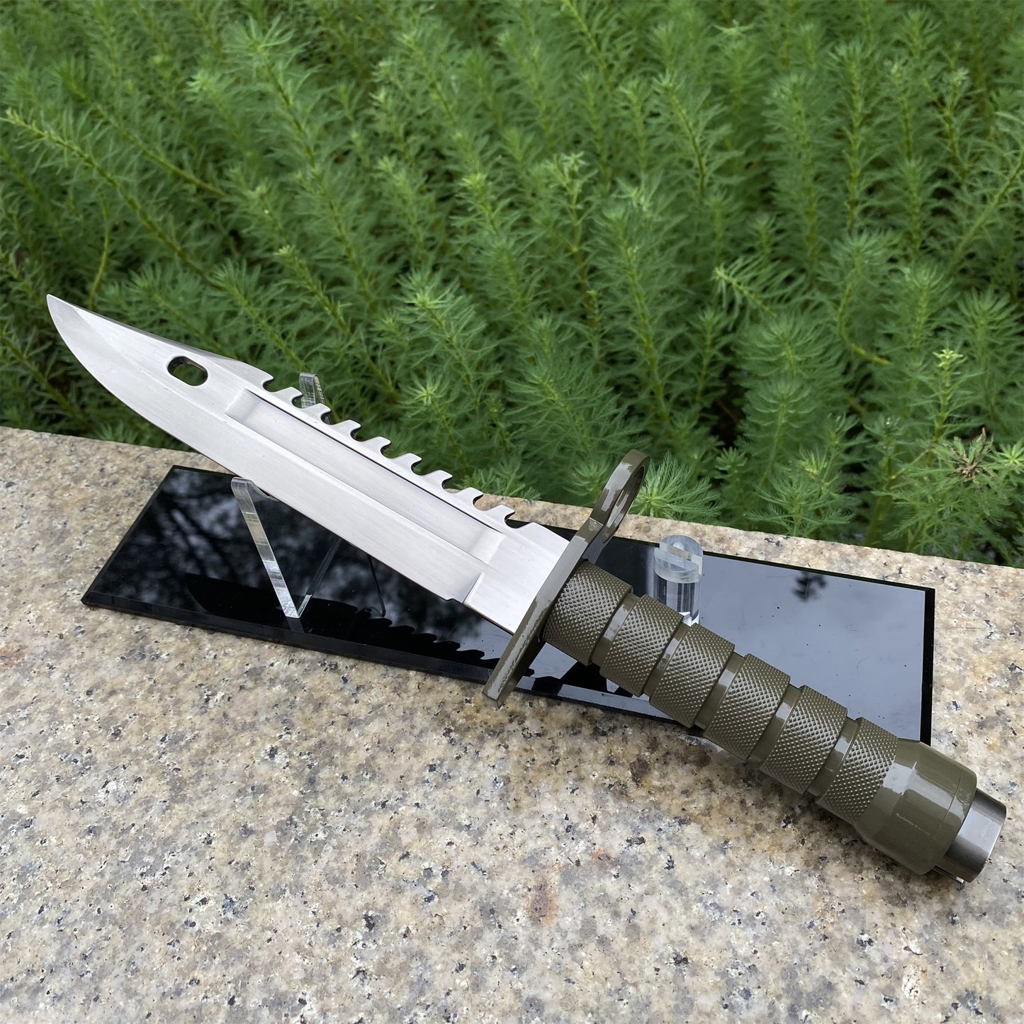 Re4 Leon Combat Knife Metal Blunt Blade Replica