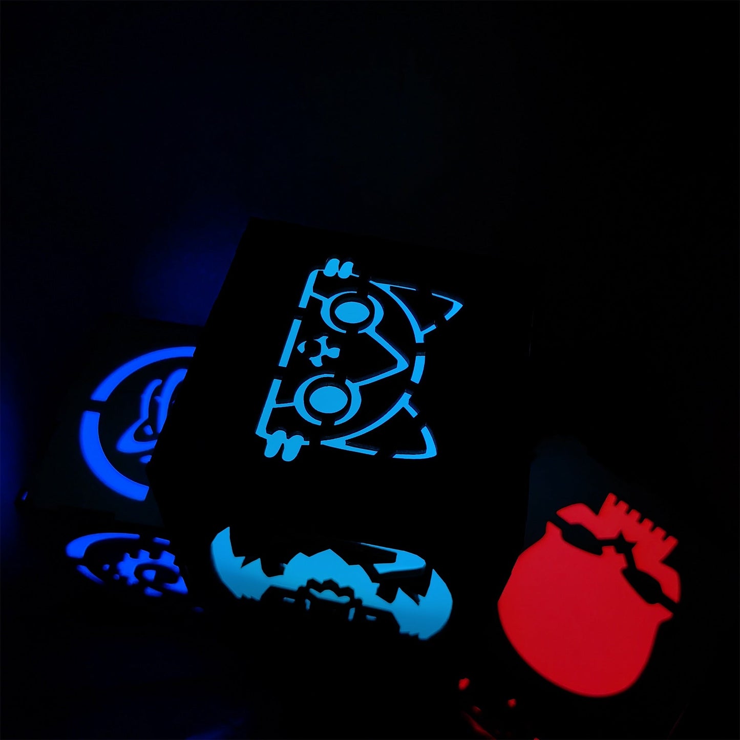 MH Dragon Cat Wood Cube Light Desk Decor