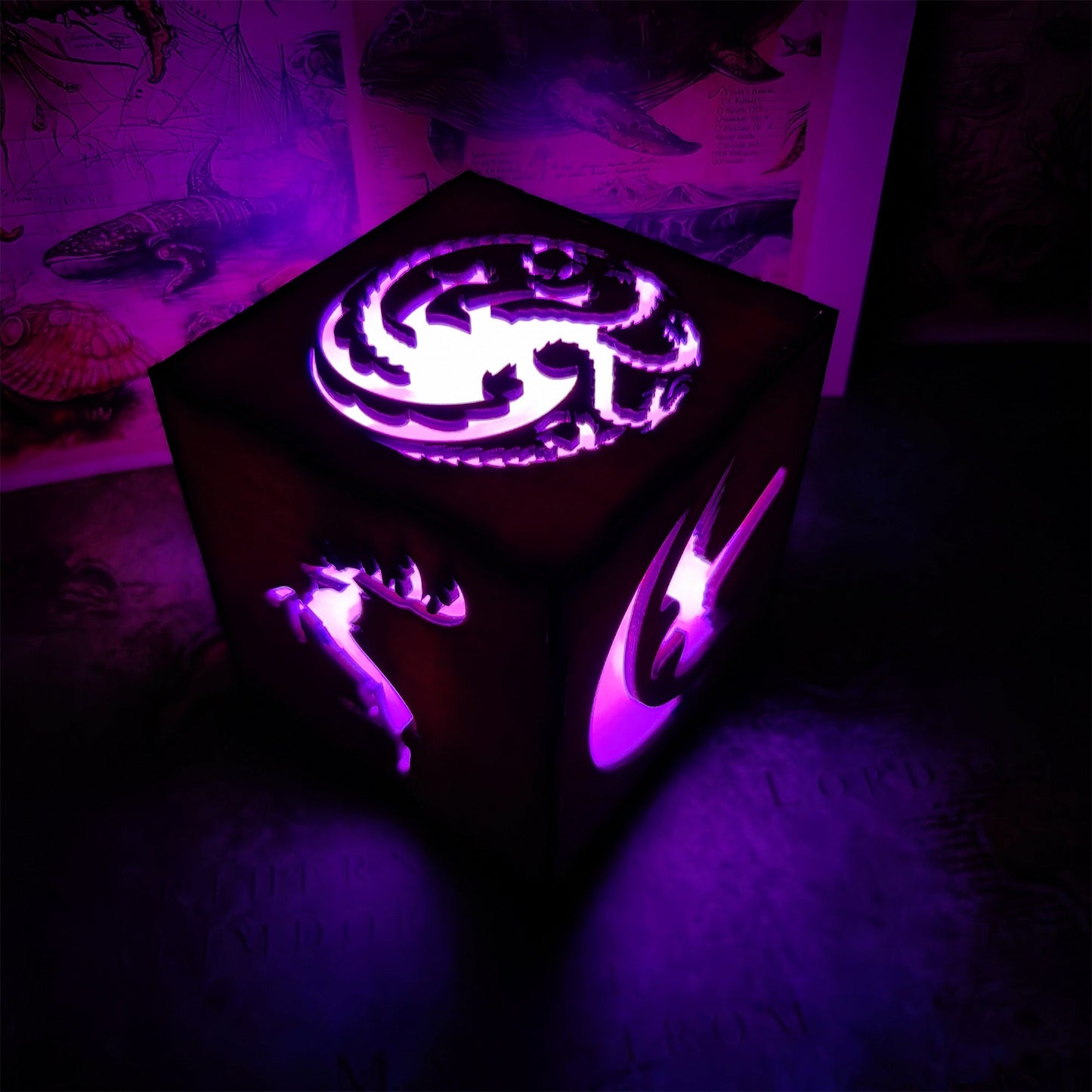 Middle Age Clan Insignia Wood Cube Light Desk Decor