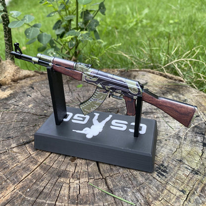 Mini AK-47 Jaguar Metal Model CS2 Game Collectible