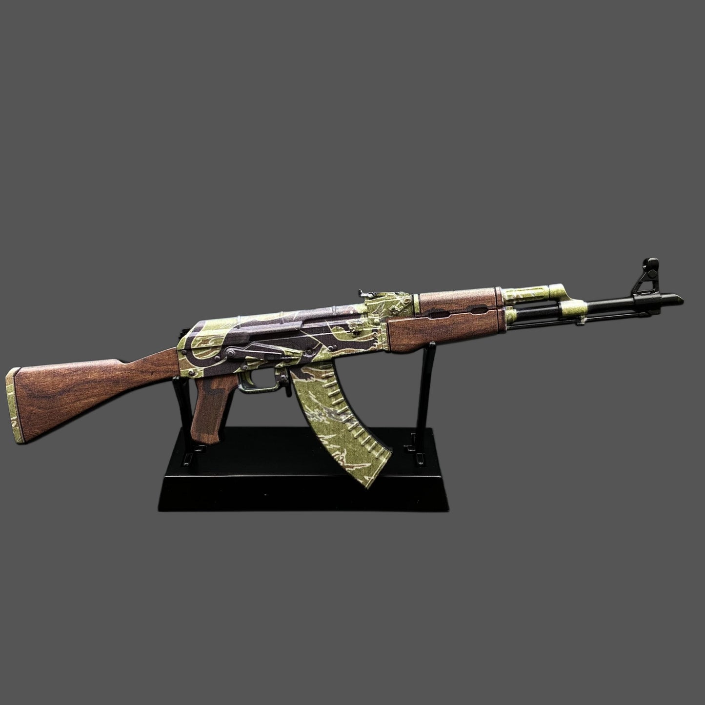 Mini AK-47 Jaguar Metal Model CS2 Game Collectible