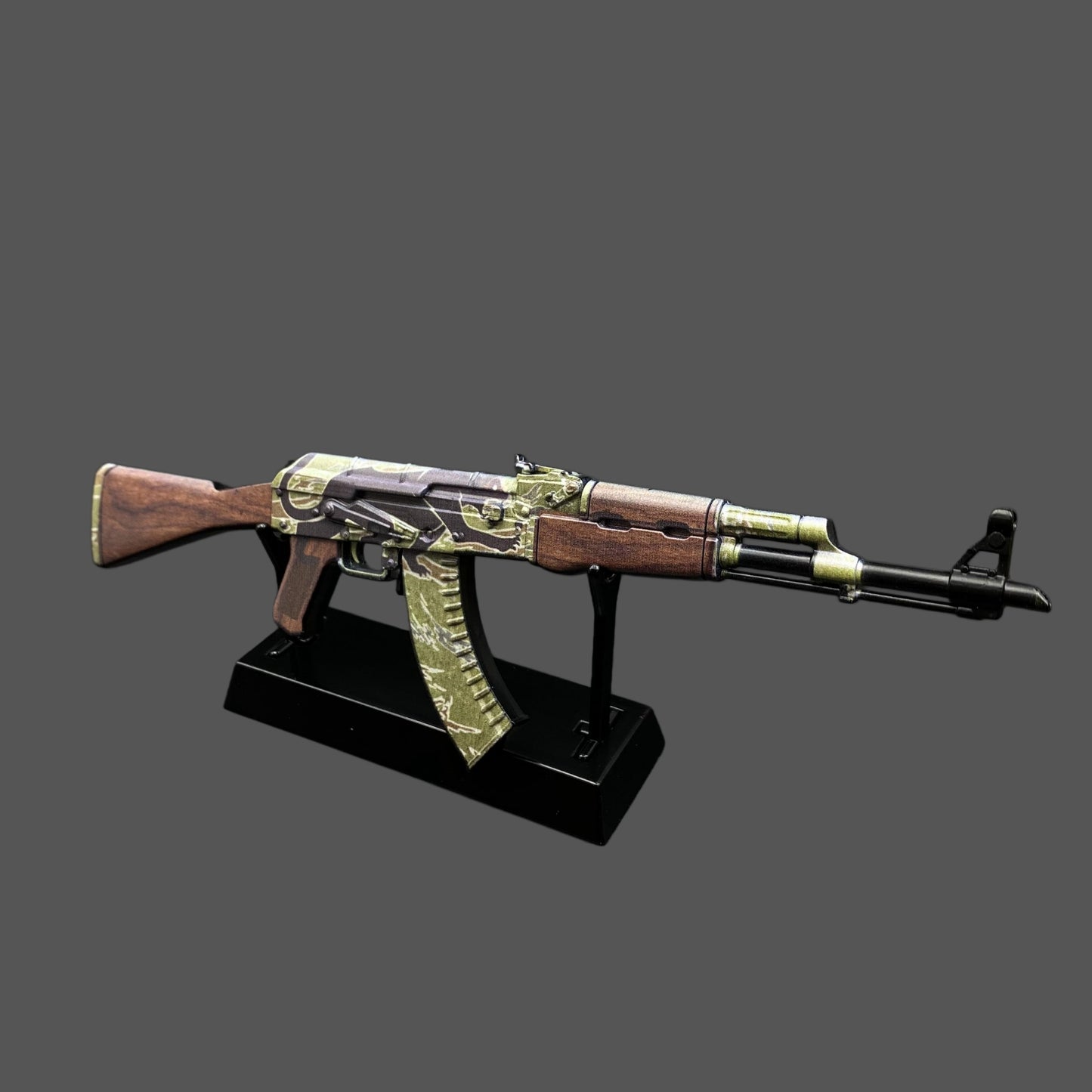 Mini AK-47 Jaguar Metal Model CS2 Game Collectible
