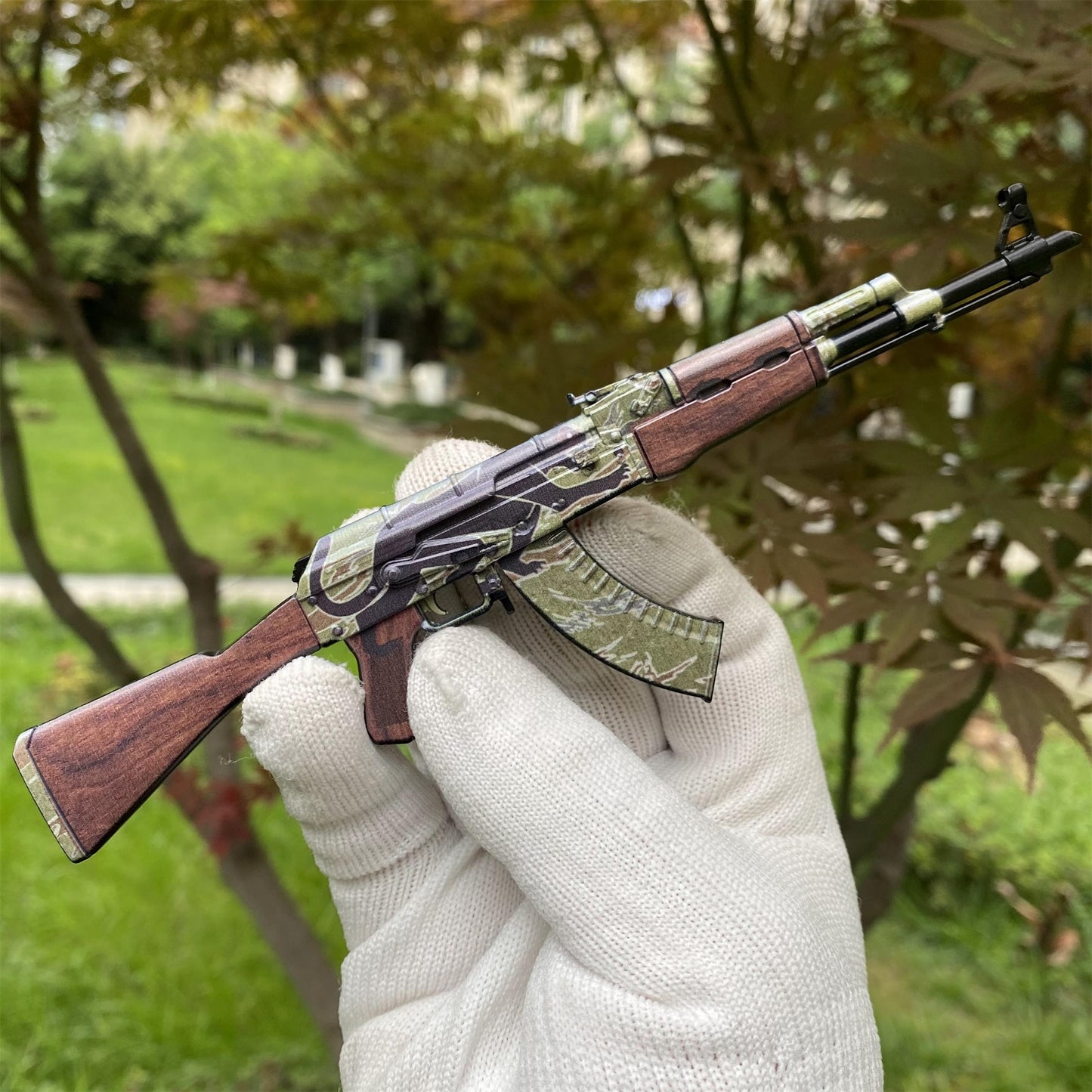Mini AK-47 Jaguar Metal Model CS2 Game Collectible