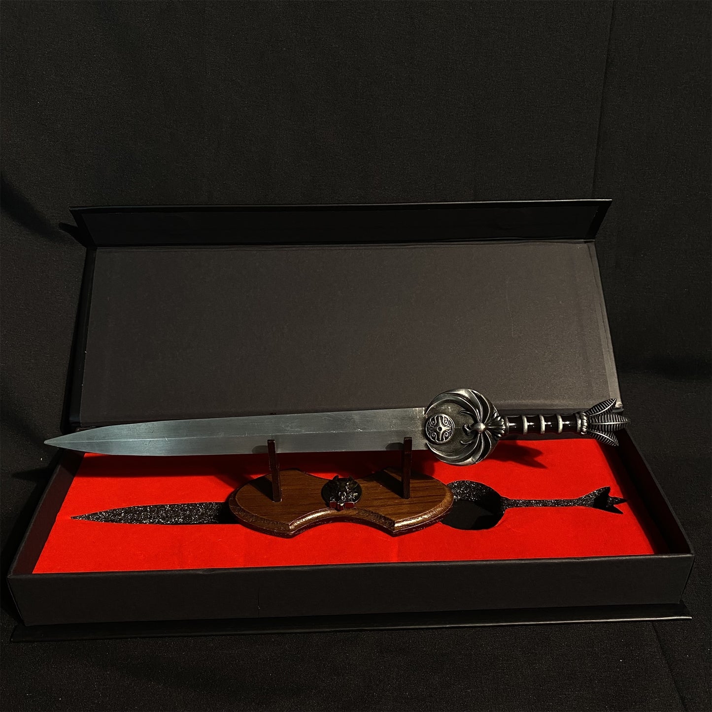 Nightingale Blade Metal Replica 1/3 Scale